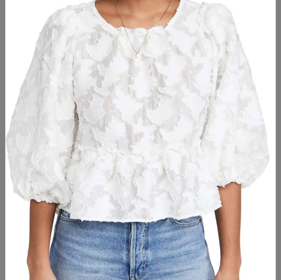 Free People Tops - Free PeopleCallie Lace Inspired 3/4 Puff Sleeve Open Back Top in Ivory